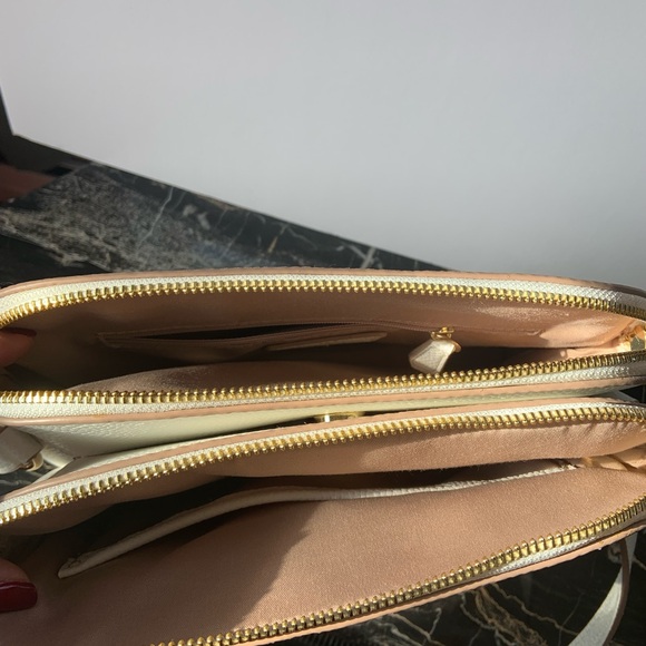 Nanette Lepore shoulder bag - Picture 2 of 3